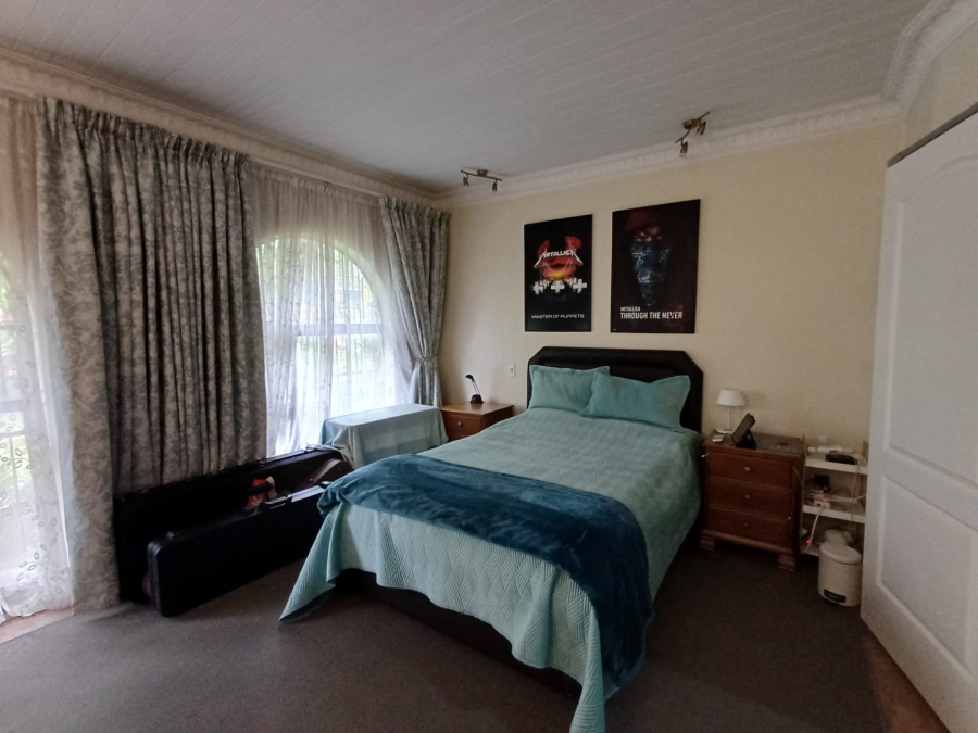 5 Bedroom Property for Sale in Vanderbijlpark SE 2 Gauteng