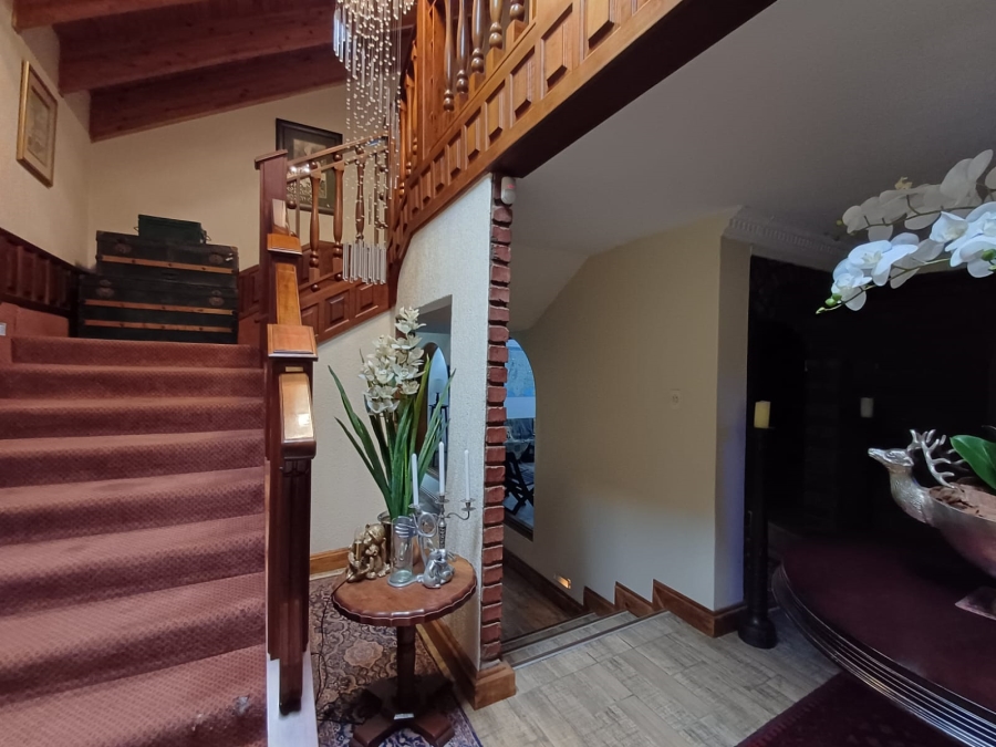 5 Bedroom Property for Sale in Vanderbijlpark SE 2 Gauteng