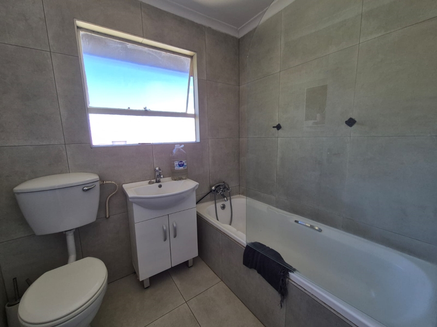 2 Bedroom Property for Sale in Vanderbijlpark SE Gauteng