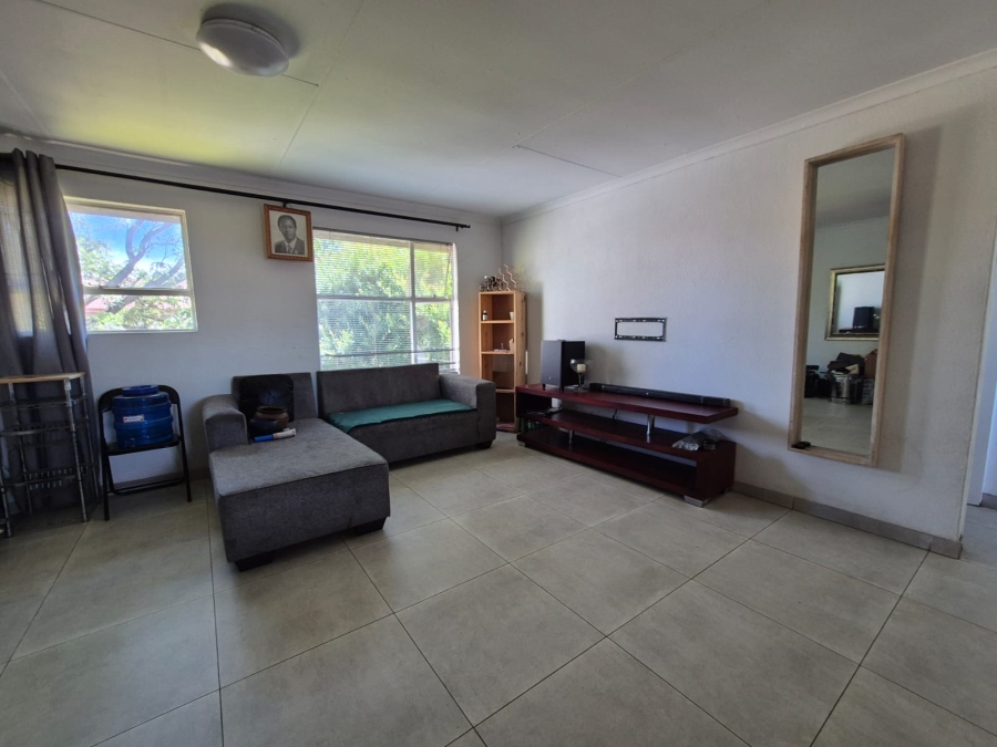 2 Bedroom Property for Sale in Vanderbijlpark SE Gauteng