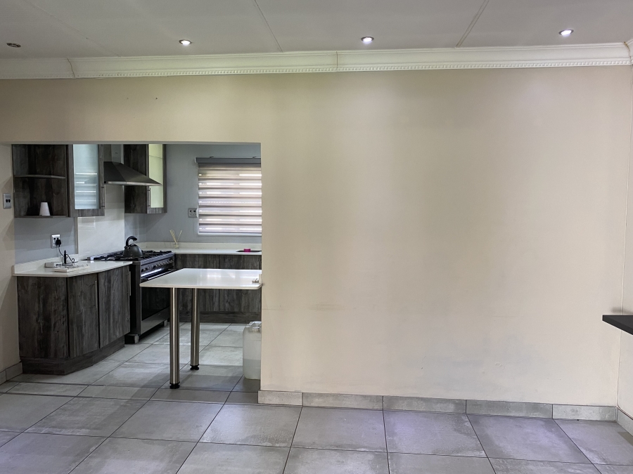 3 Bedroom Property for Sale in Comet Gauteng