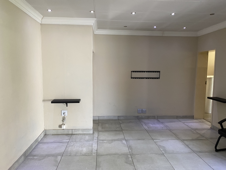 3 Bedroom Property for Sale in Comet Gauteng