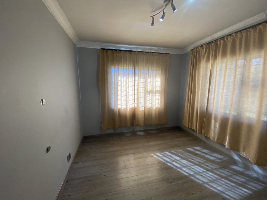 3 Bedroom Property for Sale in Comet Gauteng
