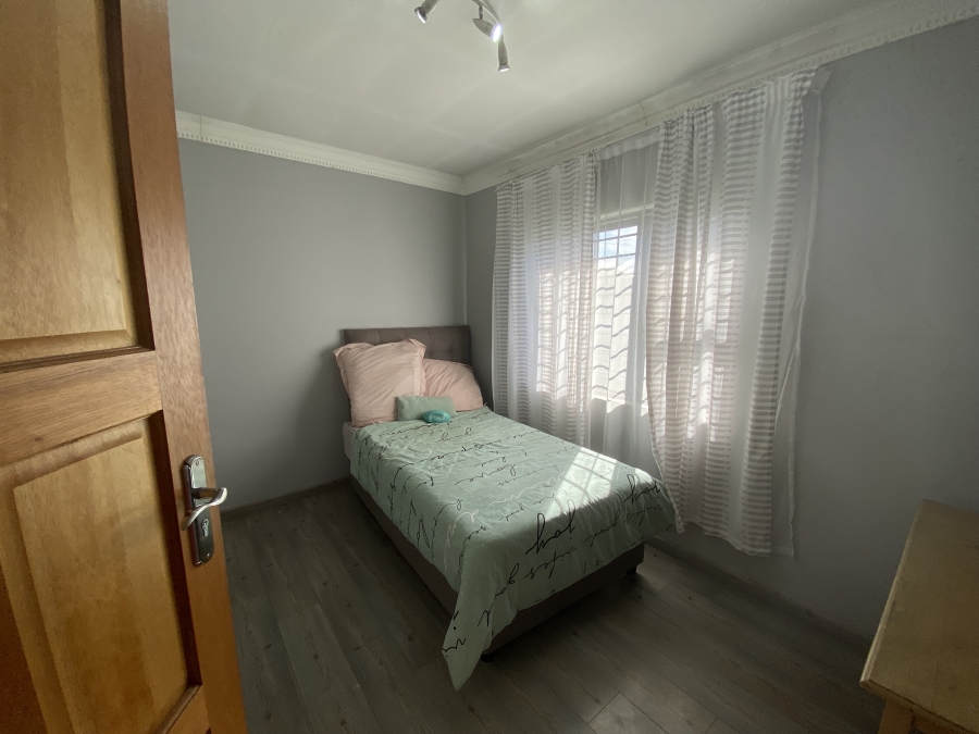 3 Bedroom Property for Sale in Comet Gauteng