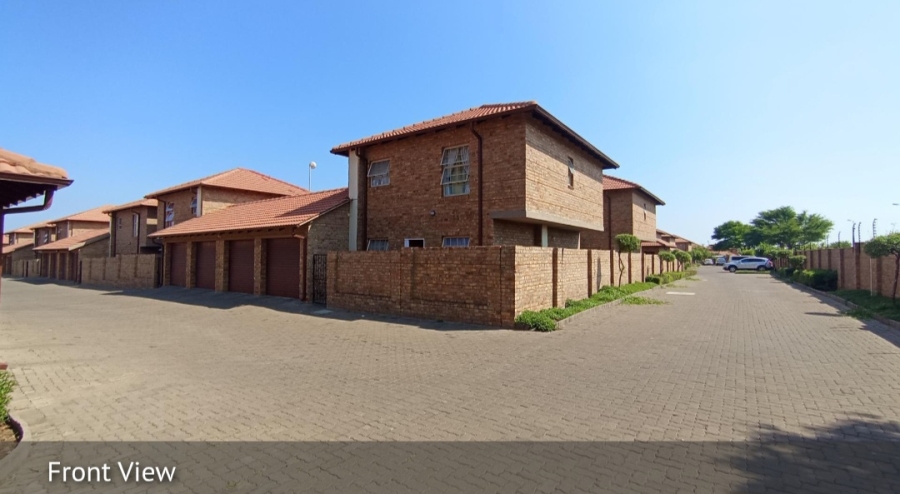 3 Bedroom Property for Sale in Annlin Gauteng