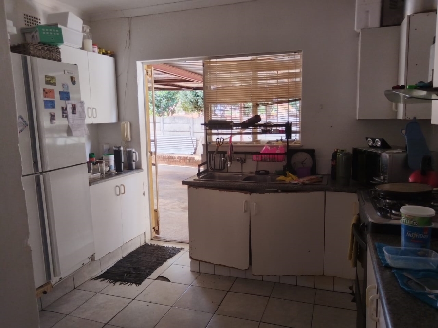 3 Bedroom Property for Sale in Crystal Park Gauteng