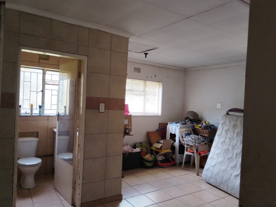 3 Bedroom Property for Sale in Crystal Park Gauteng