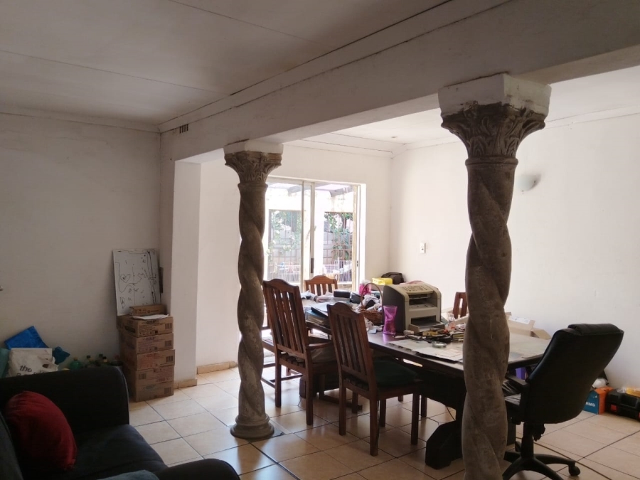 3 Bedroom Property for Sale in Crystal Park Gauteng