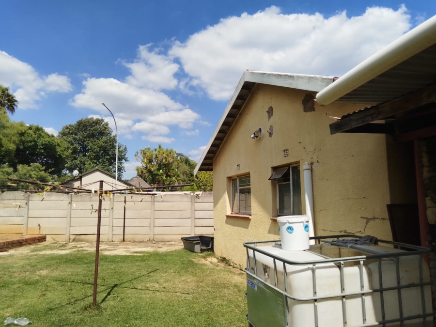 3 Bedroom Property for Sale in Crystal Park Gauteng