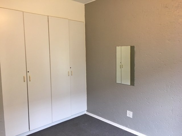 1 Bedroom Property for Sale in Montgomery Park Gauteng
