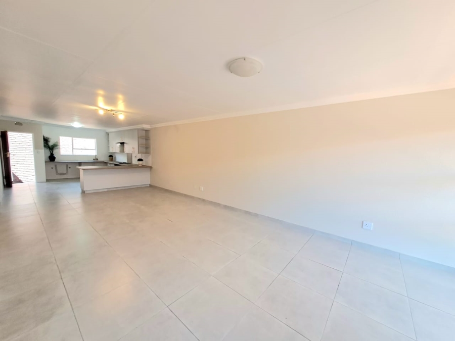 2 Bedroom Property for Sale in Three Rivers Gauteng