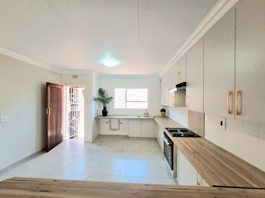 2 Bedroom Property for Sale in Three Rivers Gauteng