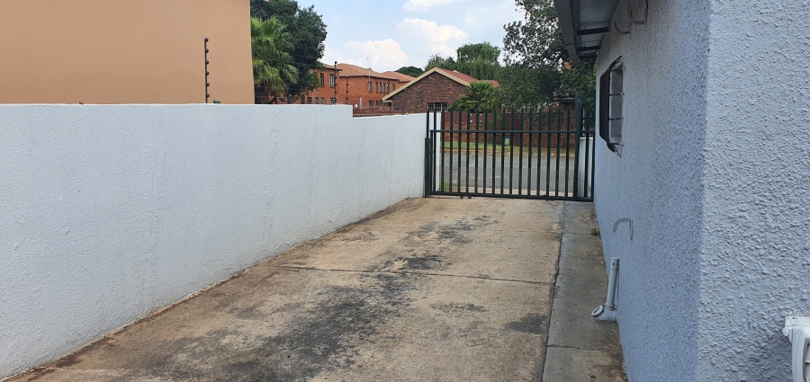 4 Bedroom Property for Sale in Heidelberg Industrial Gauteng