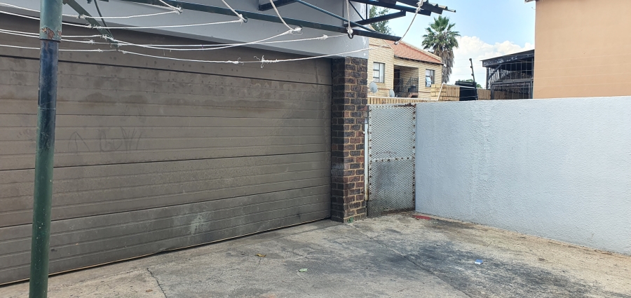 4 Bedroom Property for Sale in Heidelberg Industrial Gauteng