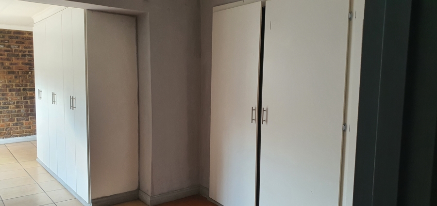 4 Bedroom Property for Sale in Heidelberg Industrial Gauteng