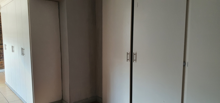 4 Bedroom Property for Sale in Heidelberg Industrial Gauteng