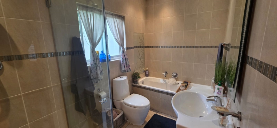 4 Bedroom Property for Sale in Vanderbijlpark Sw 2 Gauteng