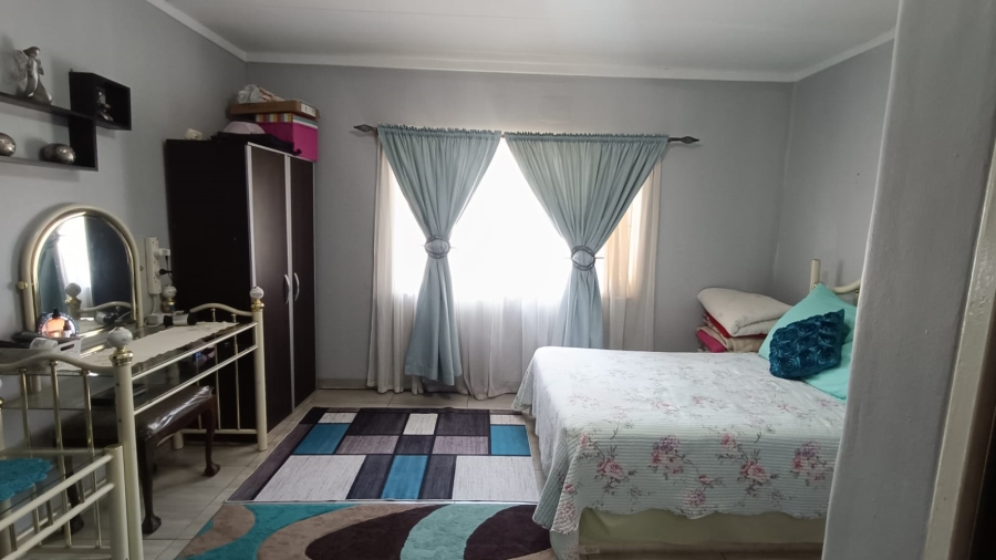 2 Bedroom Property for Sale in Vanderbijlpark SE 1 Gauteng