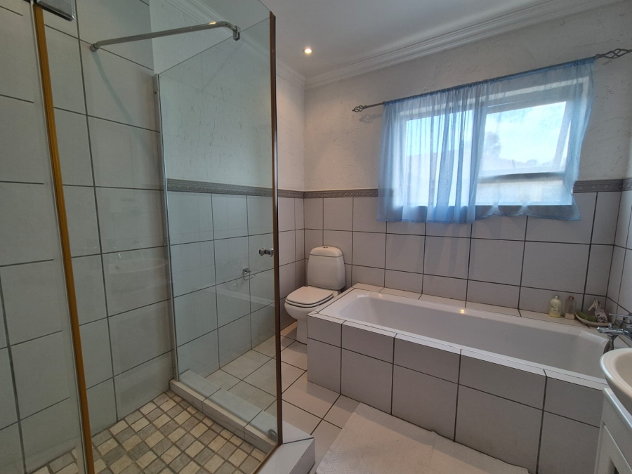 4 Bedroom Property for Sale in Vaalview Gauteng