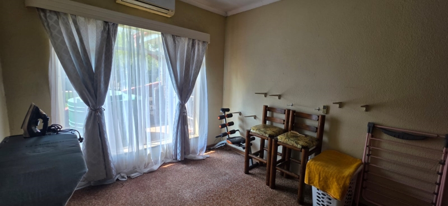 4 Bedroom Property for Sale in Vanderbijlpark SE 2 Gauteng