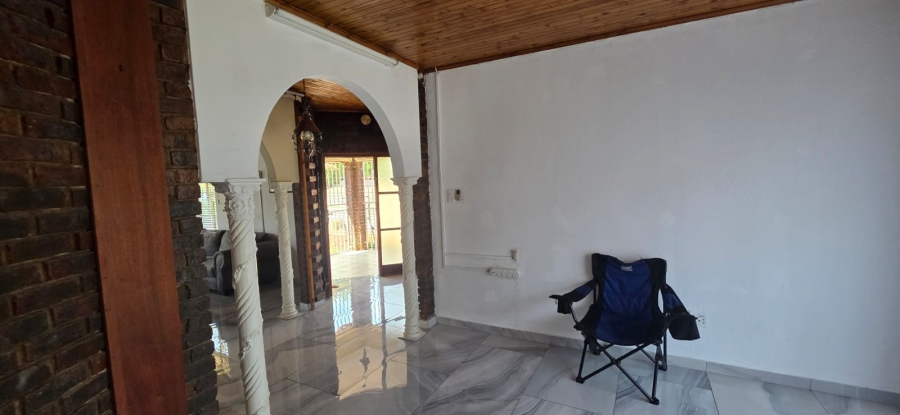 4 Bedroom Property for Sale in Vanderbijlpark SE 2 Gauteng