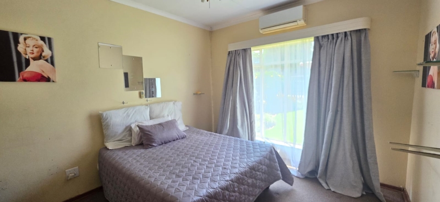 4 Bedroom Property for Sale in Vanderbijlpark SE 2 Gauteng