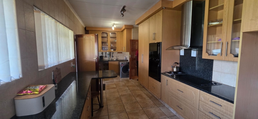 4 Bedroom Property for Sale in Vanderbijlpark SE 2 Gauteng