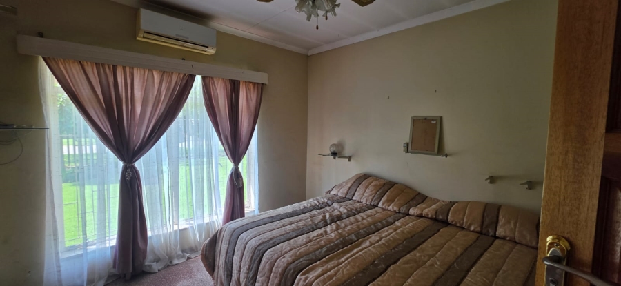 4 Bedroom Property for Sale in Vanderbijlpark SE 2 Gauteng