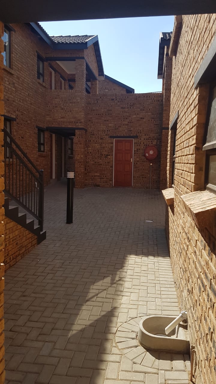 2 Bedroom Property for Sale in Witfield Gauteng