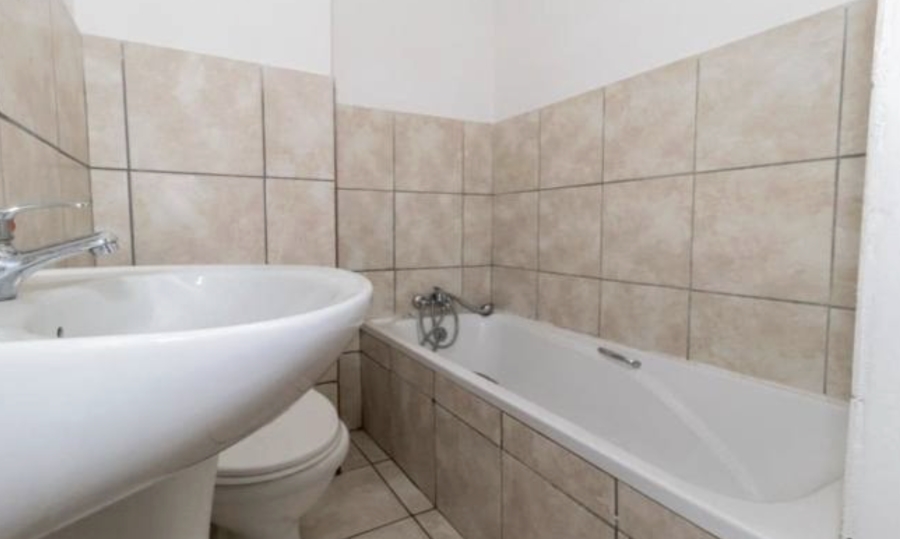 2 Bedroom Property for Sale in Apex Gauteng