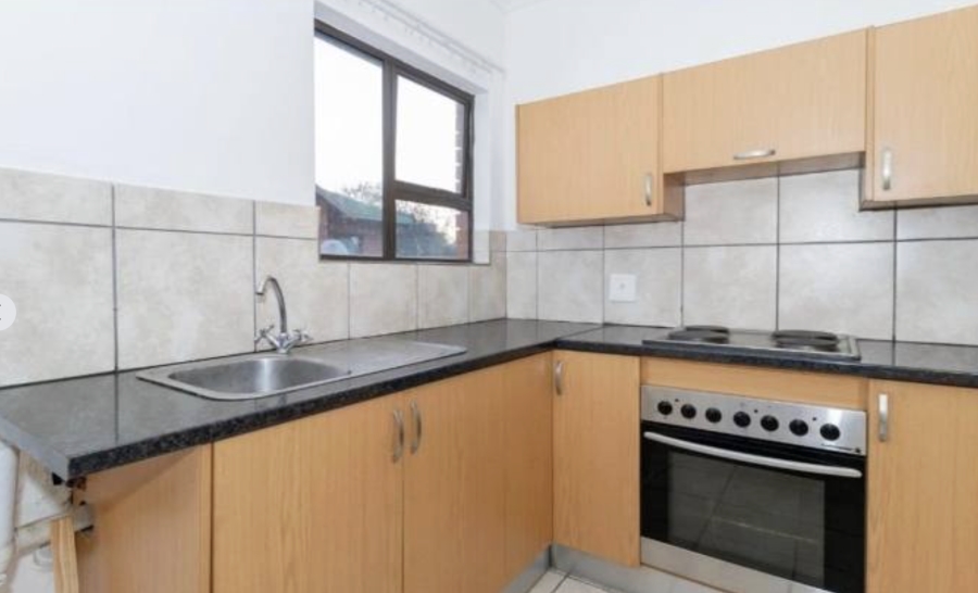 2 Bedroom Property for Sale in Apex Gauteng