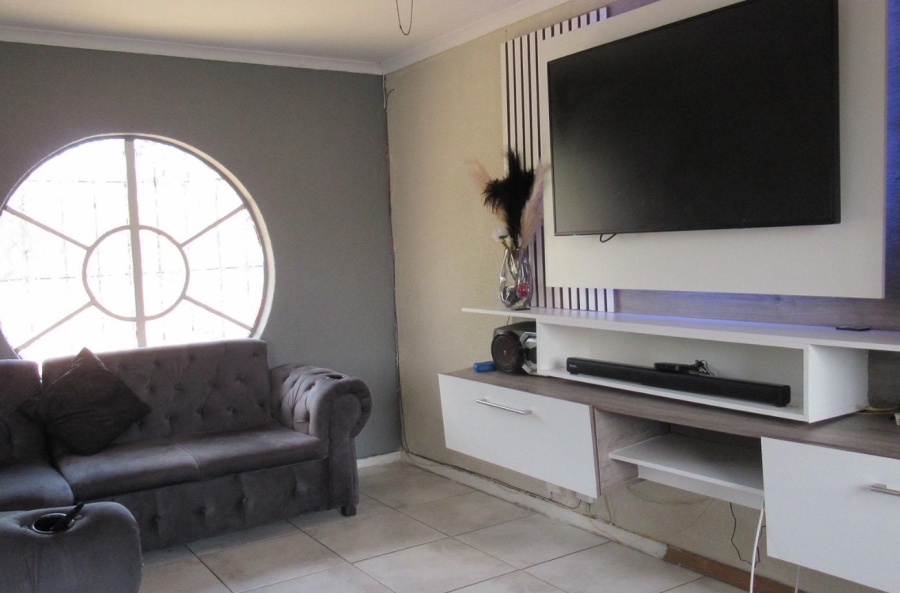 3 Bedroom Property for Sale in Elandspark Gauteng