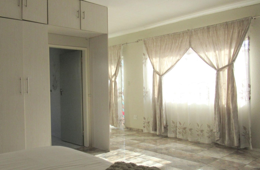 3 Bedroom Property for Sale in Elandspark Gauteng