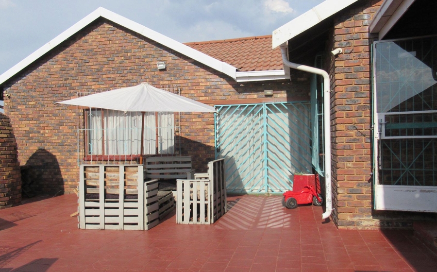 3 Bedroom Property for Sale in Elandspark Gauteng
