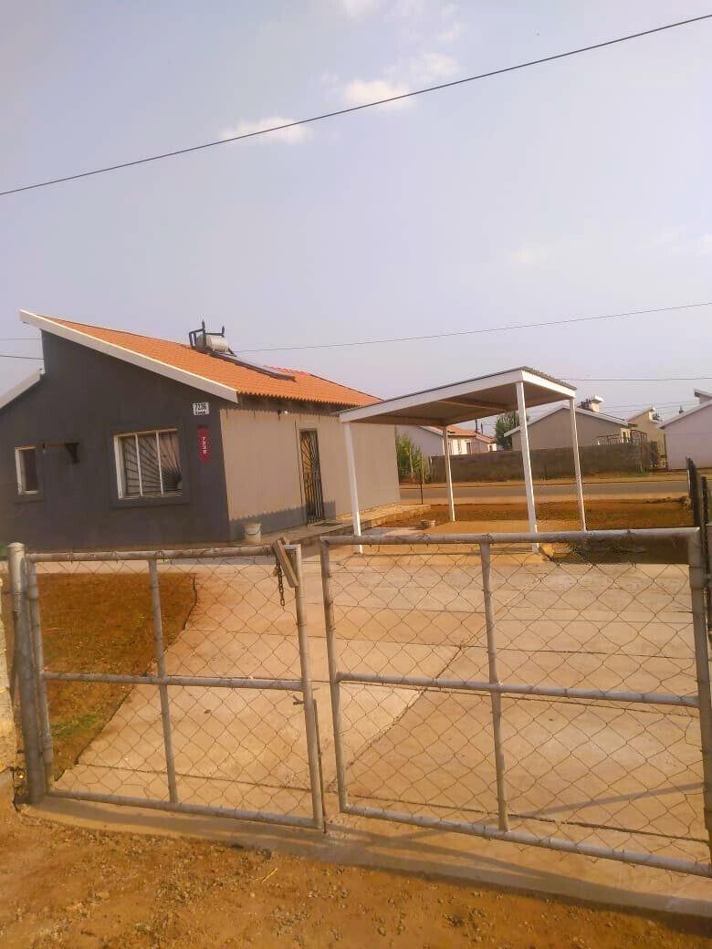 2 Bedroom Property for Sale in Savanna City Gauteng