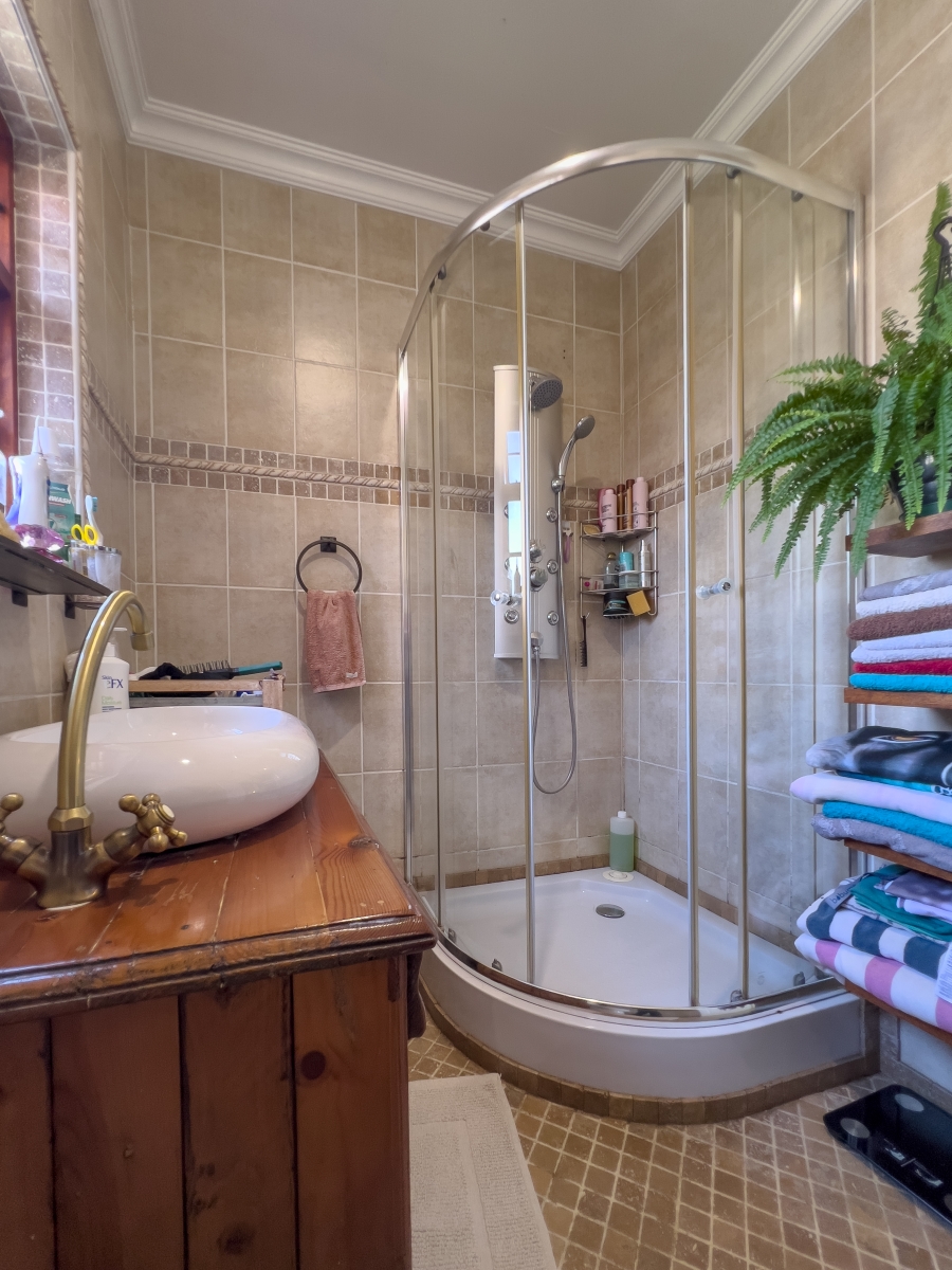 3 Bedroom Property for Sale in Van Riebeeck Park Gauteng