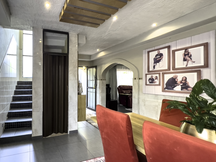 4 Bedroom Property for Sale in Chloorkop Gauteng