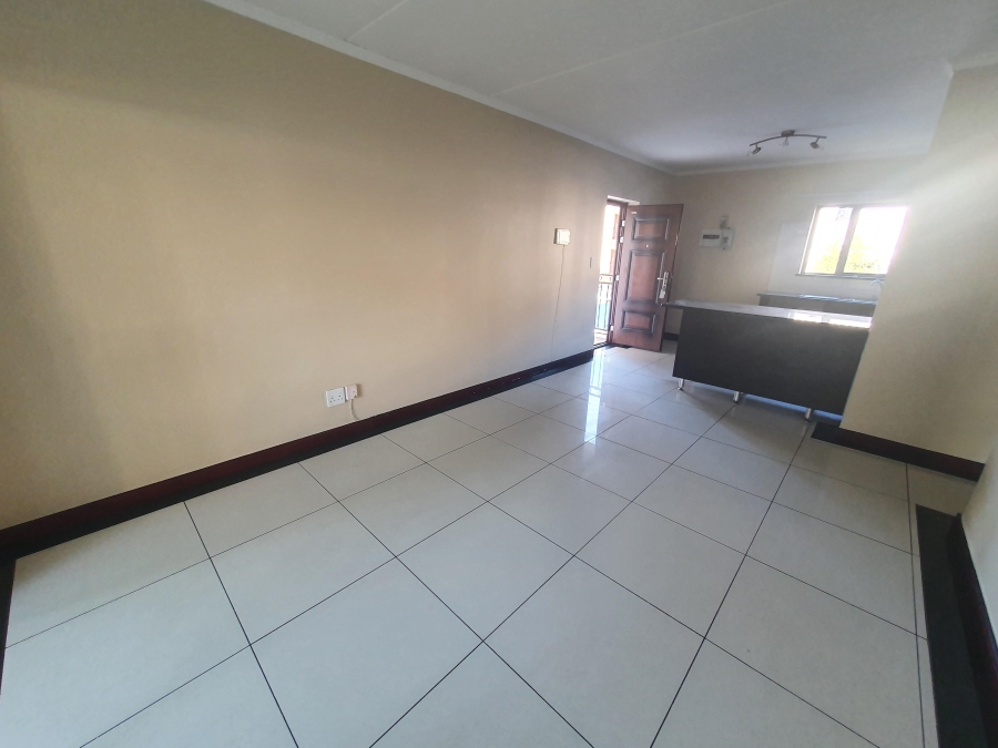To Let 2 Bedroom Property for Rent in Noordwyk Gauteng