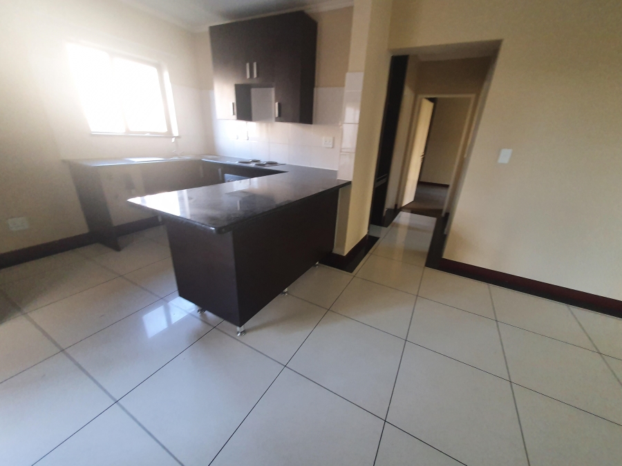 To Let 2 Bedroom Property for Rent in Noordwyk Gauteng