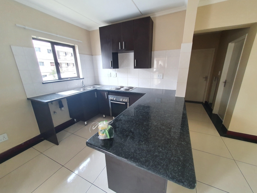 To Let 2 Bedroom Property for Rent in Noordwyk Gauteng