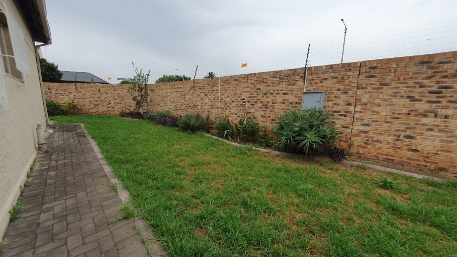 3 Bedroom Property for Sale in Florentia Gauteng