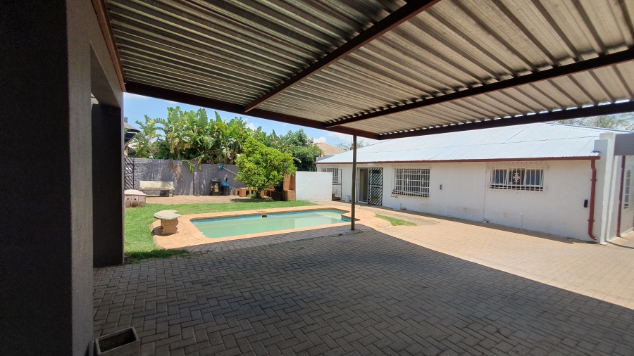 4 Bedroom Property for Sale in The Hill Gauteng