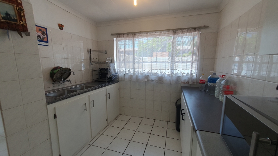 4 Bedroom Property for Sale in The Hill Gauteng