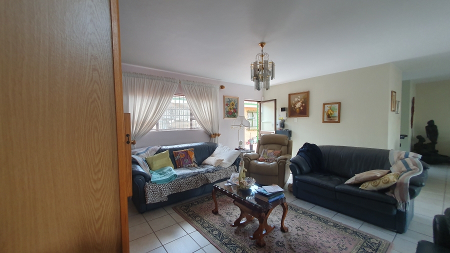 2 Bedroom Property for Sale in The Hill Gauteng