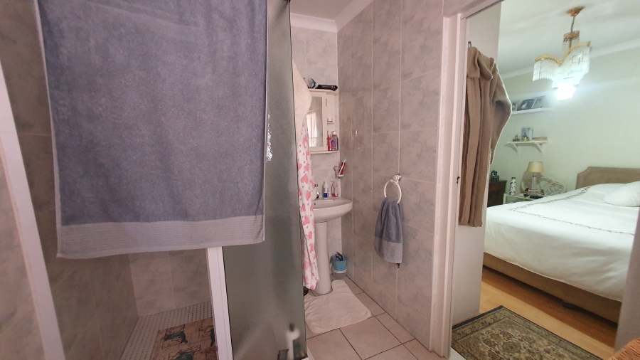 2 Bedroom Property for Sale in The Hill Gauteng