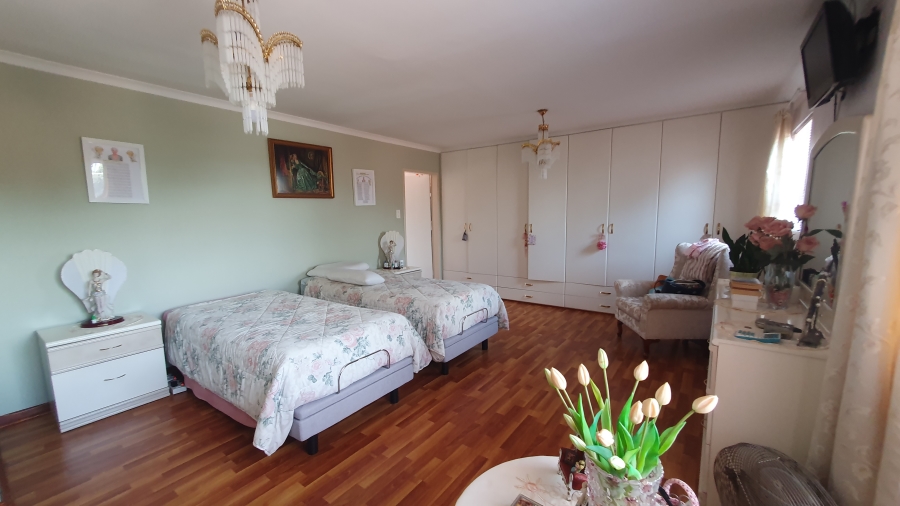 2 Bedroom Property for Sale in The Hill Gauteng