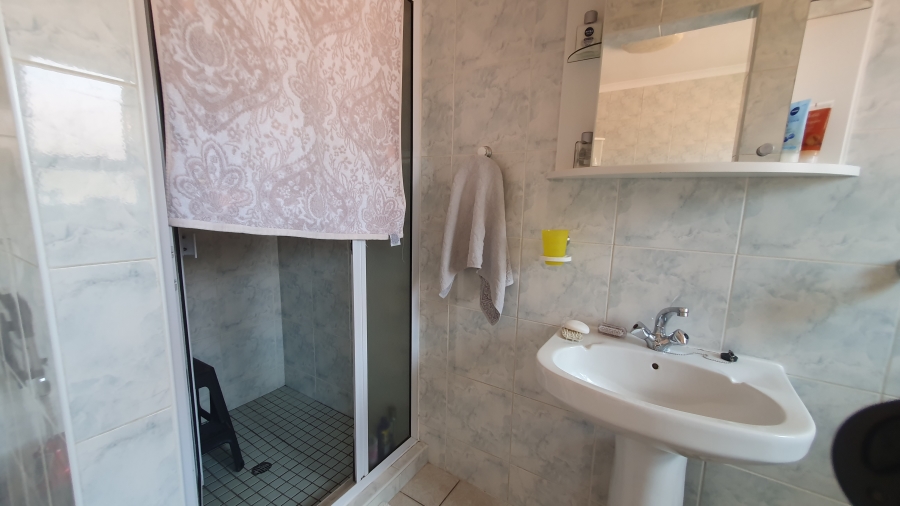 2 Bedroom Property for Sale in The Hill Gauteng