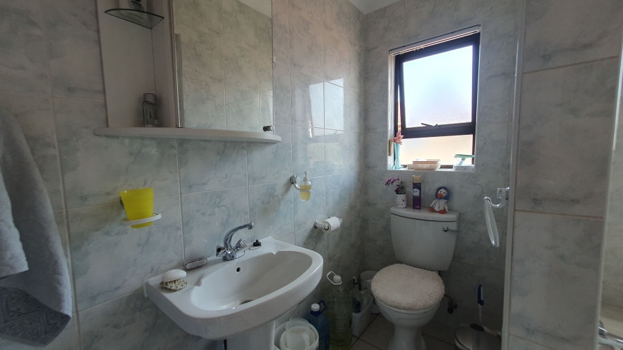 2 Bedroom Property for Sale in The Hill Gauteng