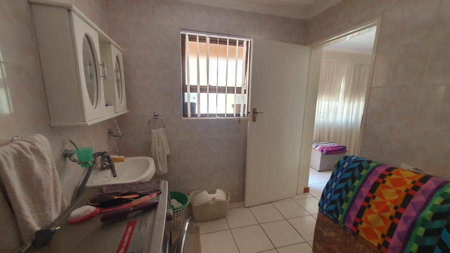 2 Bedroom Property for Sale in The Hill Gauteng