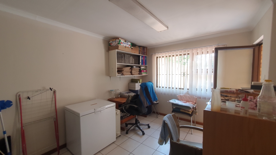 2 Bedroom Property for Sale in The Hill Gauteng